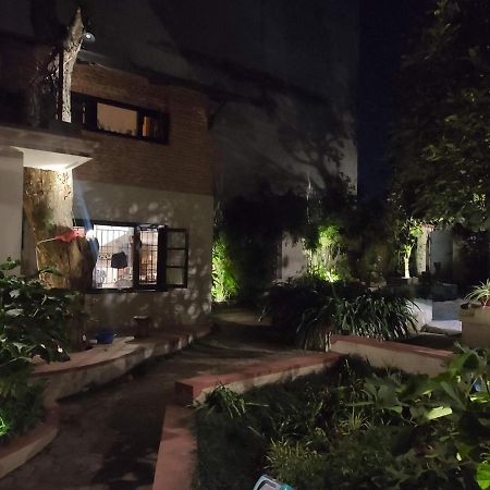 Laughing Buddha Guest House & Villa Катманду Екстериор снимка